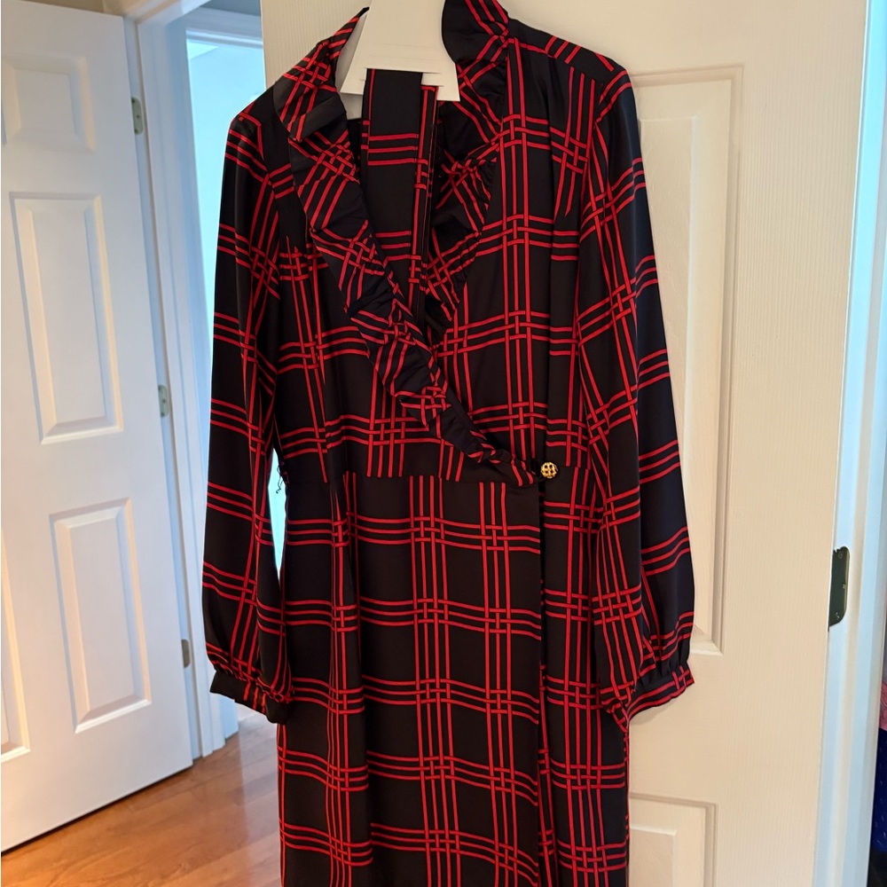 Elizabeth McKay Red and Black Long Sleeve Shirt Dress